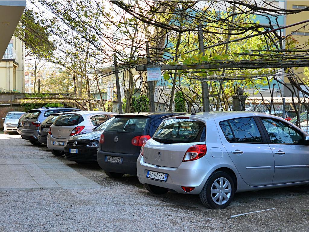 Hotel Silver Milano Marittima Esterno foto